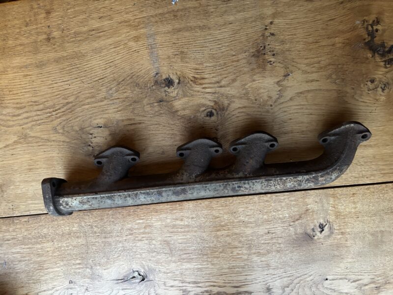 Lancia Dilambda exhaust manifold