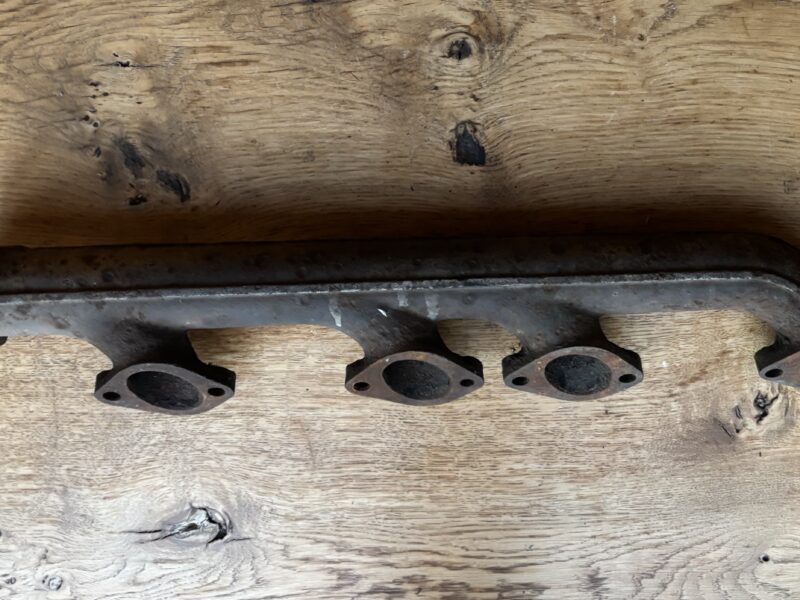Lancia Dilambda exhaust manifold